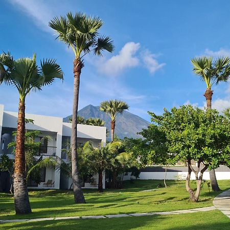 Palm Springs Bali Dive Resort 툴람벤 외부 사진