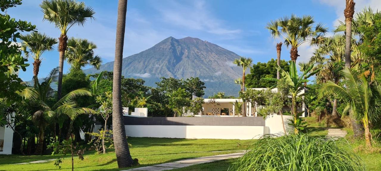 Palm Springs Bali Dive Resort 툴람벤 외부 사진