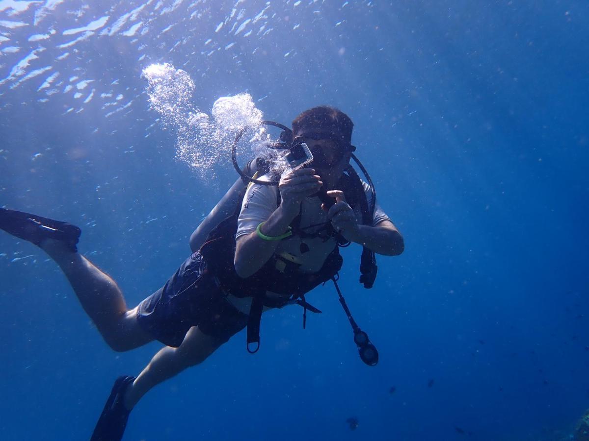 Palm Springs Bali Dive Resort 툴람벤 외부 사진