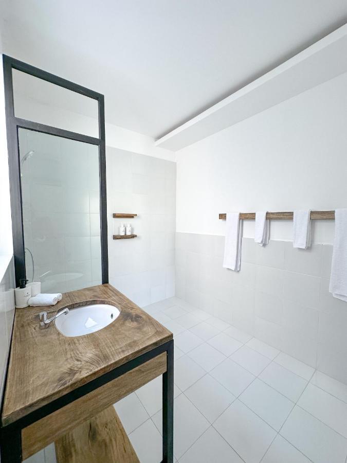 Palm Springs Bali Dive Resort 툴람벤 외부 사진