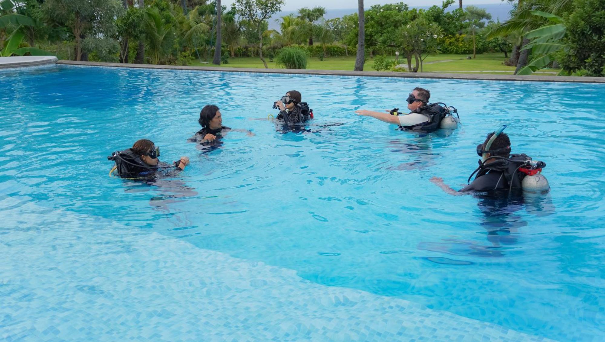 Palm Springs Bali Dive Resort 툴람벤 외부 사진